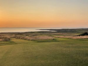 Royal Porthcawl Sunset Bay